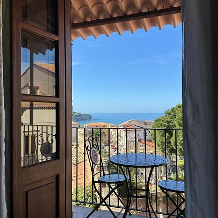 B&B Rivellini Tropea Luaran gambar