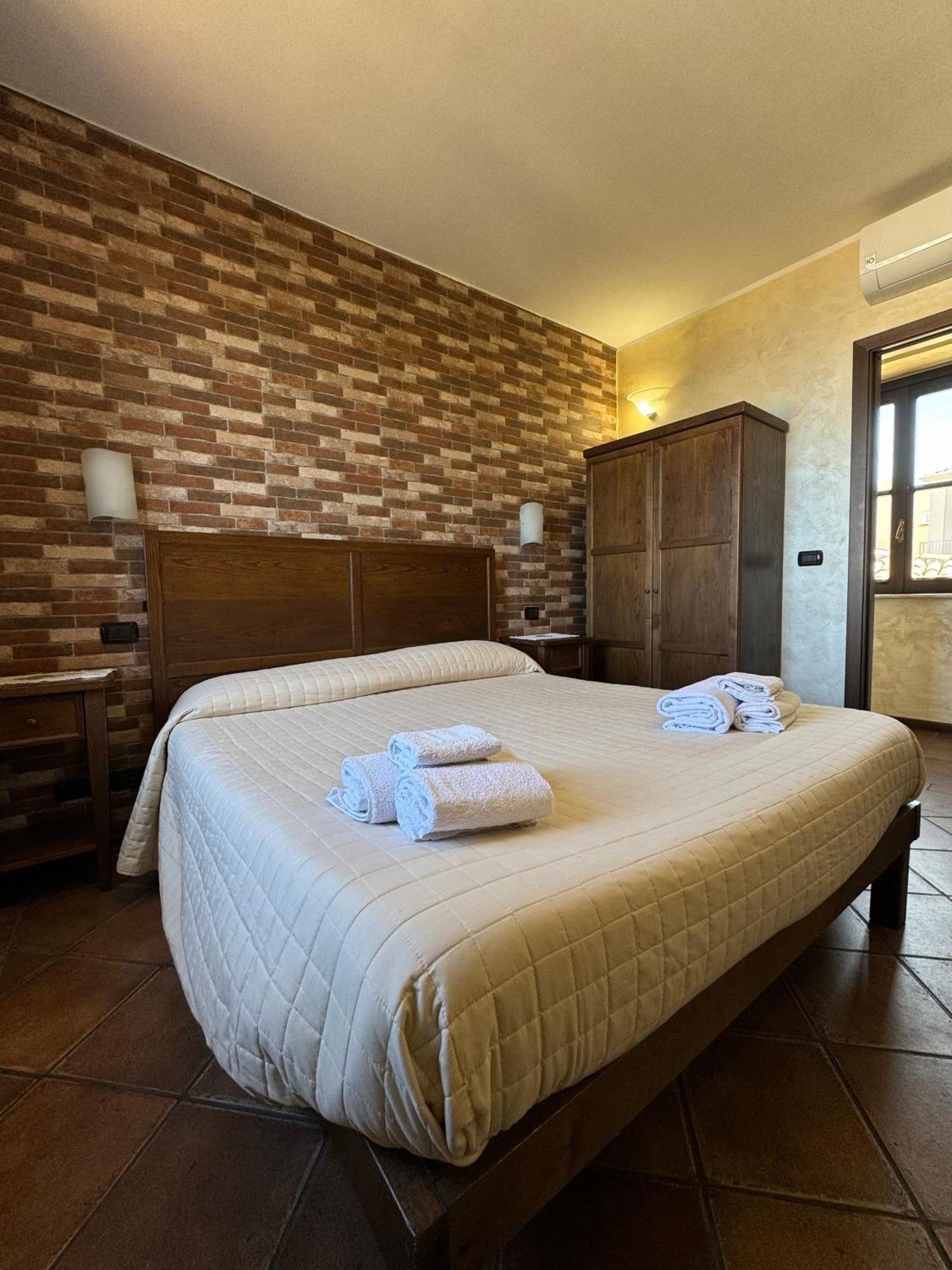 B&B Rivellini Tropea Luaran gambar