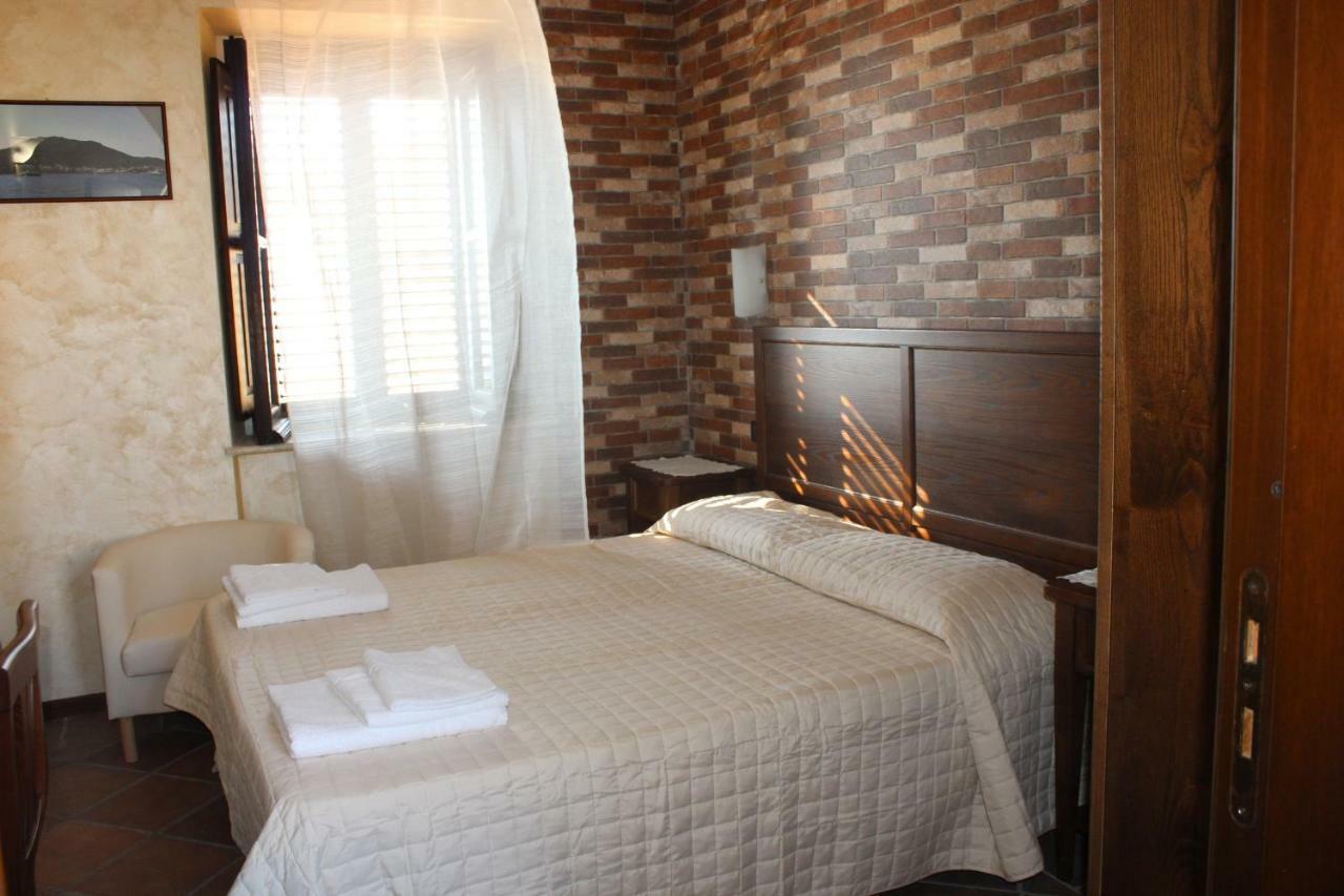 B&B Rivellini Tropea Luaran gambar